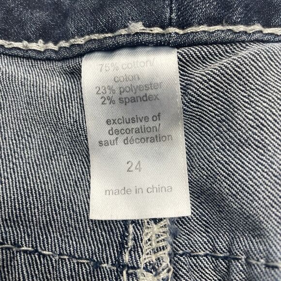Maurices Denim Capris Heavy Stitch Embroidery Bling Pockets Women's Size 24 - Picture 16 of 16